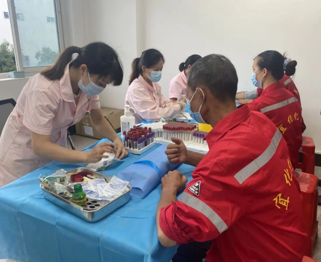 關(guān)愛職工 化機(jī)公司開展職業(yè)健康體檢(圖1) 圖片