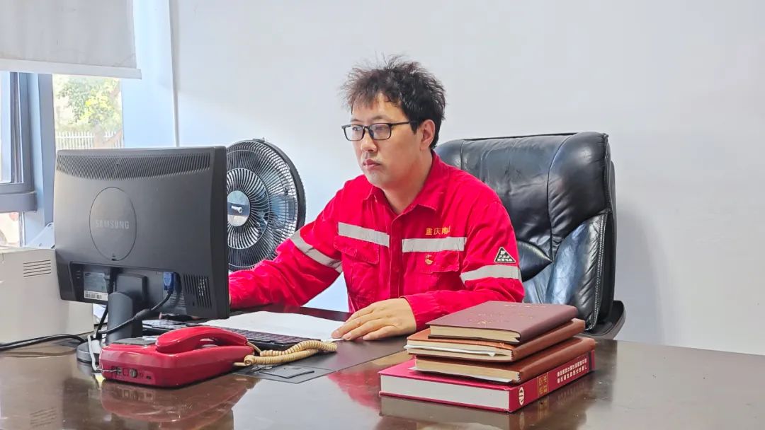 【風(fēng)采】重慶南儀陶強:扎根一線勇?lián)?dāng) 躬耕細(xì)作潤年華(圖2) 【風(fēng)采】重慶南儀陶強:扎根一線勇?lián)?dāng) 躬耕細(xì)作潤年華(圖2)