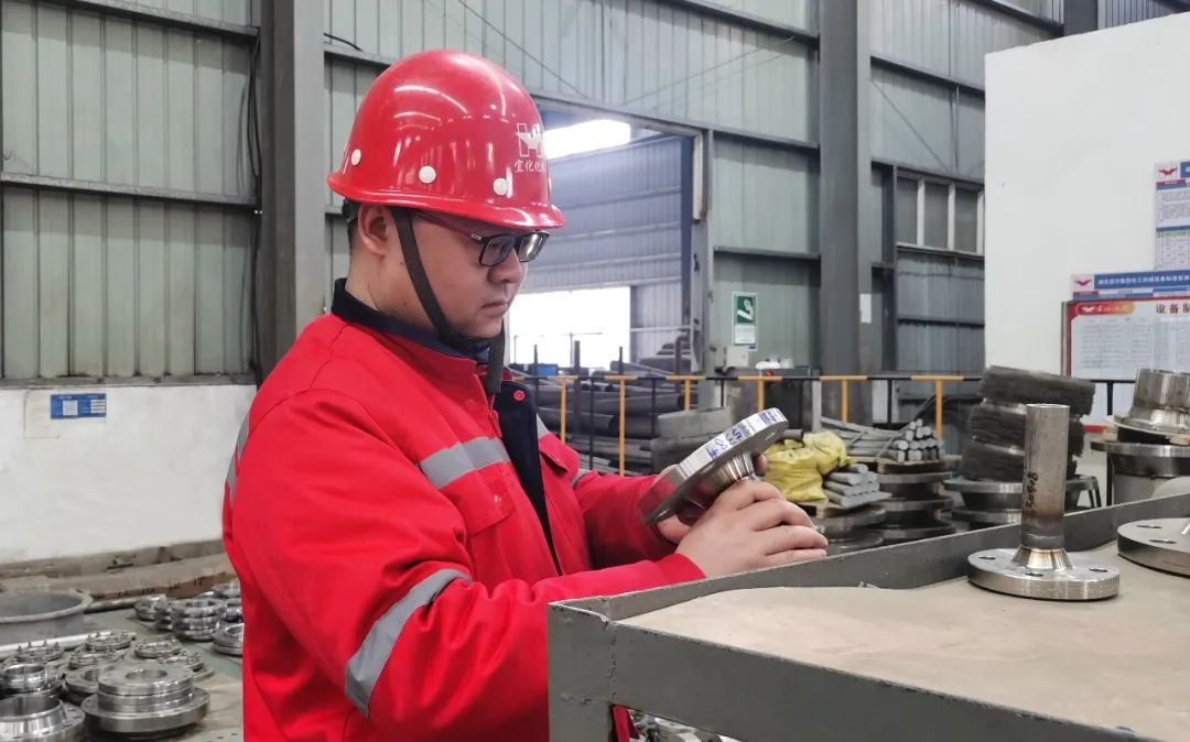 【管理標(biāo)兵】化機公司黃亞華：扎根一線勤鉆研，履職盡責(zé)勇?lián)?dāng)(圖3)