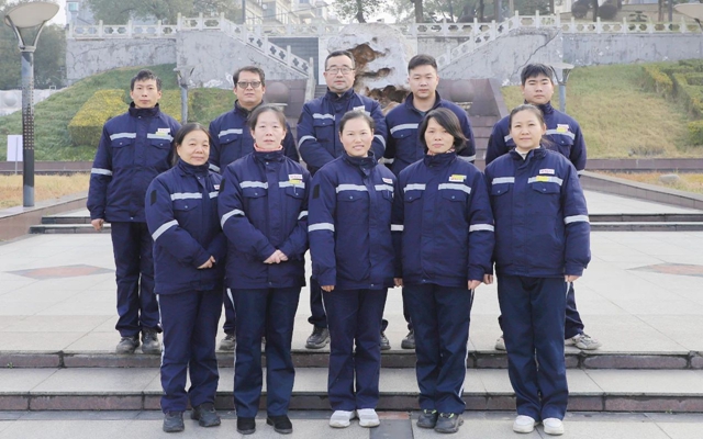 喜報(bào)！全國表彰，股份公司猇亭片區(qū)電解四班榜上有名！