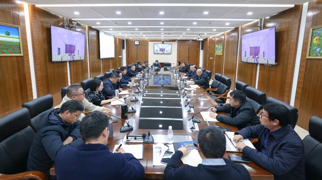 集團(tuán)召開(kāi)2月份安全例會(huì)(圖1) 集團(tuán)召開(kāi)2月份安全例會(huì)(圖1)