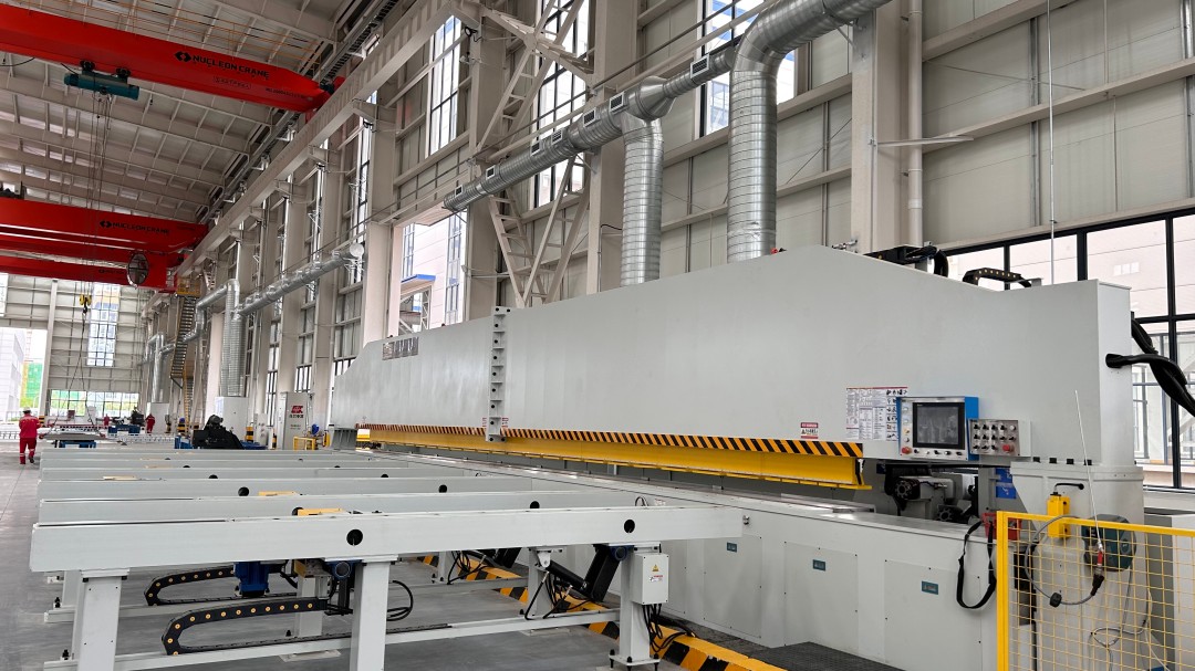 數(shù)控臺式銑邊機