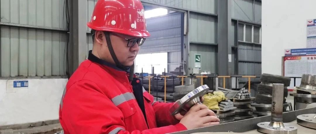 【管理標(biāo)兵】化機(jī)公司黃亞華：扎根一線勤鉆研，履職盡責(zé)勇?lián)?dāng)